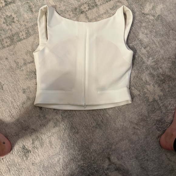 ANTONIO MELANI x Courtney Grow Cream Sleeveless Tank Top - Picture 5 of 5